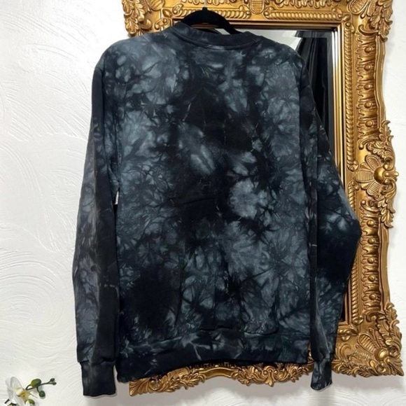 ✨ Civil Regime Fight Or Flight V2 Sweatshirt ✨ - Picture 2 of 4